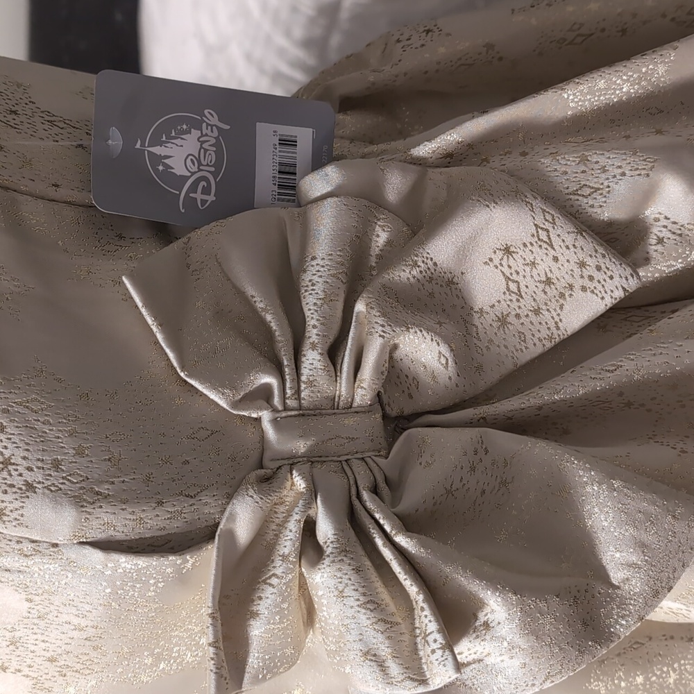 Dress - Picture 4 of 11